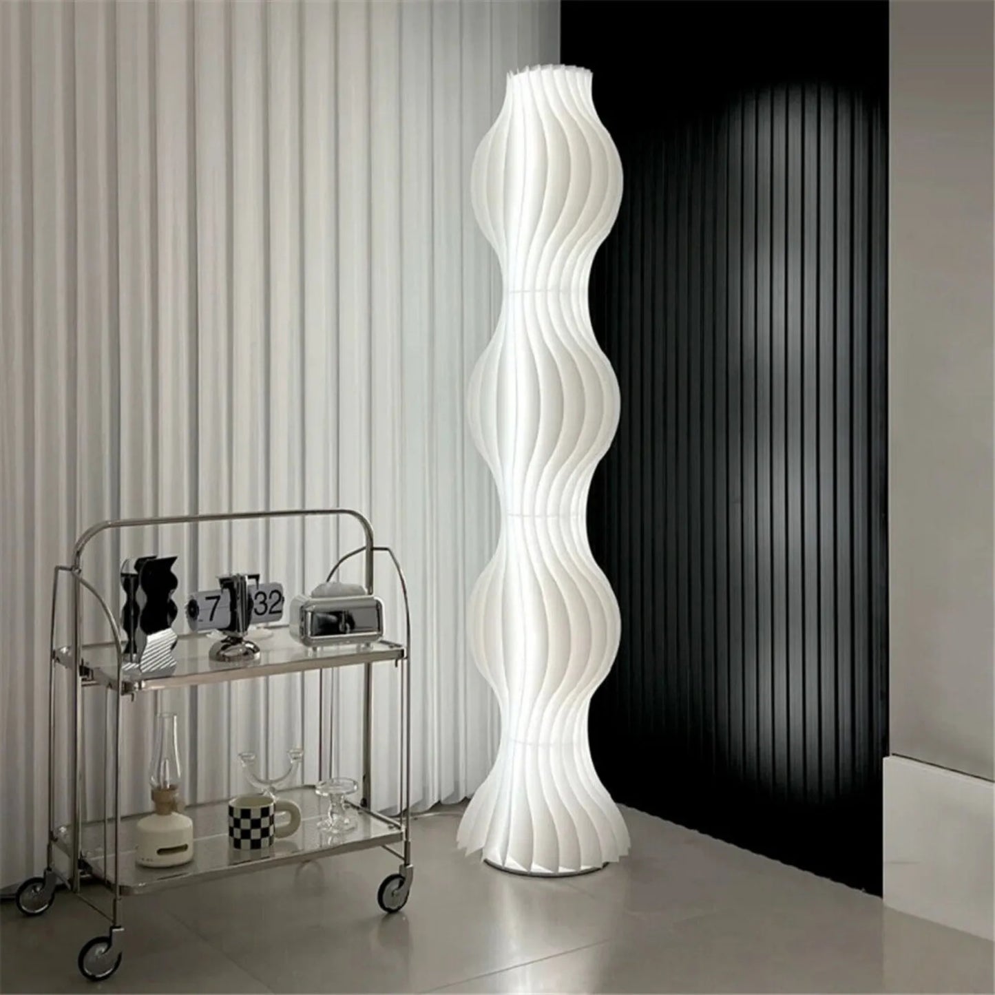 US Creative LED floor lamp with adjustable dimming, vertical high lighting, ambient lighting, living room-